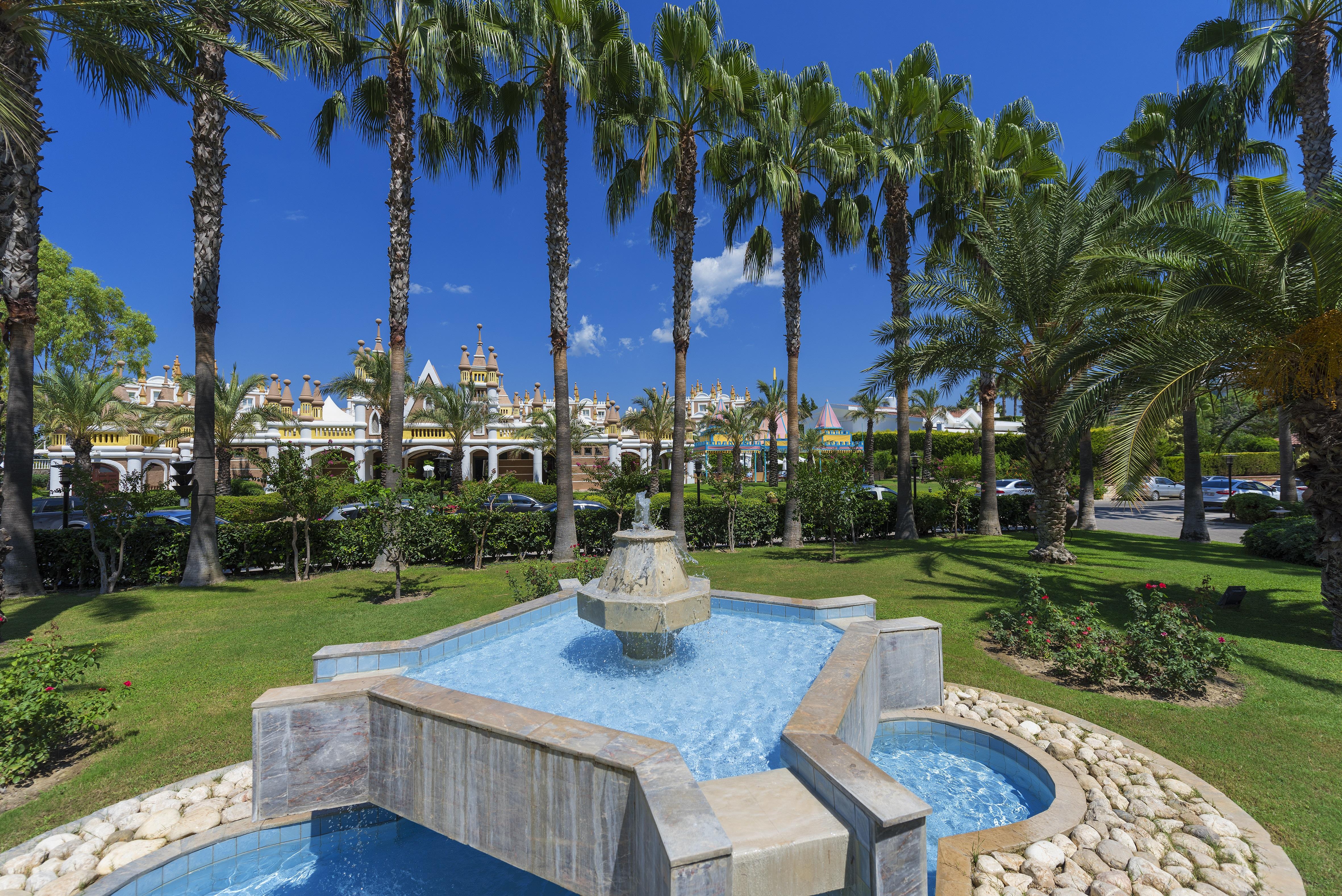 Sentido Kamelya Fulya Hotel & Aqua Colakli Εξωτερικό φωτογραφία Fountain in the resort